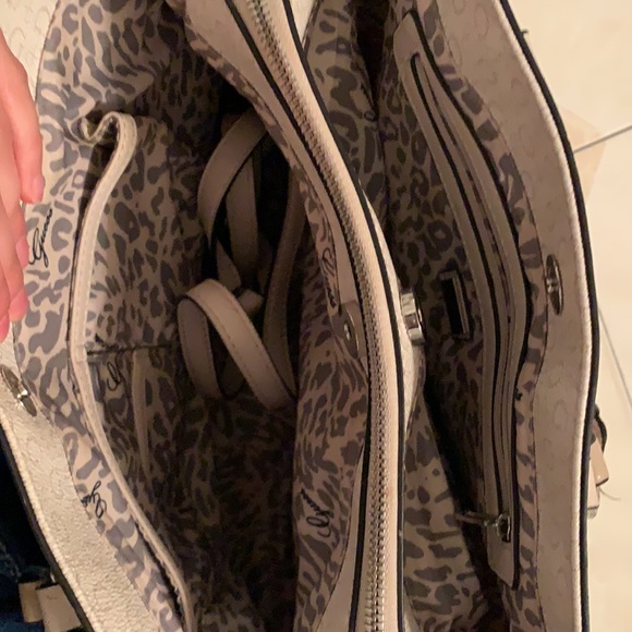 Medium size handbag cream color - Picture 2 of 2